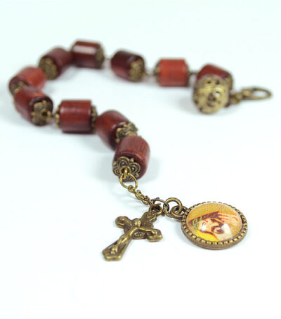 <span style="color: #b50500;">The Sorrowful</span><br>Carrying of the Cross<br>One Decade Rosary Bracelet